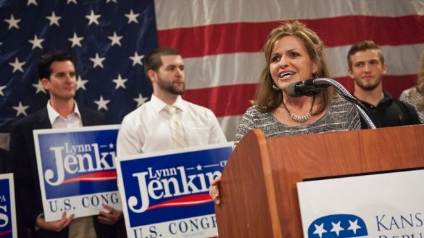 Republican Congresswoman Lynn Jenkins speaks to supporters after winning re-election in the U.S. midterm race in Kansas, in Topeka, November 4, 2014.  REUTERS/Mark Kauzlarich   (UNITED STATES - Tags: POLITICS ELECTIONS) - GM1EAB513AF01