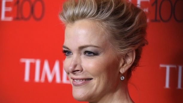 TV host Megyn Kelly arrives for the Time 100 Gala in the Manhattan borough of New York, New York, U.S. April 25, 2017.   REUTERS/Carlo Allegri - RC1AFBAE9160